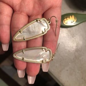 Kendra Scott Jewelry - Kendra Scott Sky Drop Earrings Kendra Scott Jewelry - Kendra Scott Sky Drop Earrings